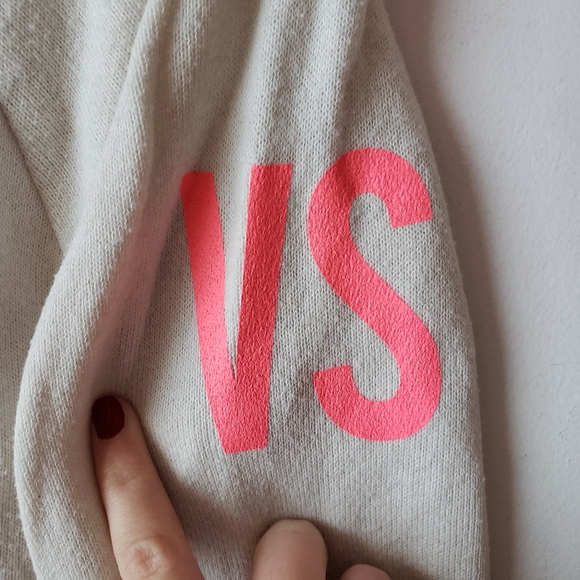 "Vintage" Victoria's Secret Heart Pullover - Picture 4 of 12